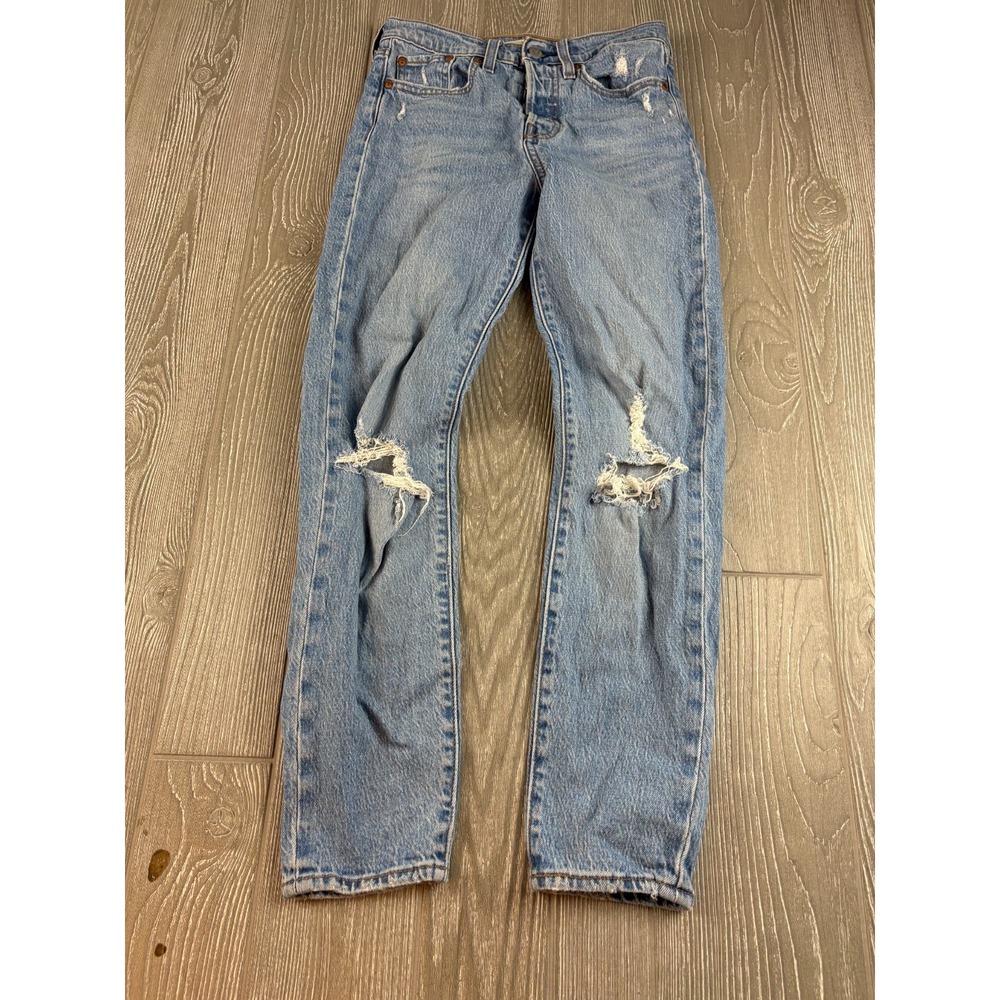 Levis Womens 25 Wedgie Fit Straight Jeans Medium Wash Distressed Button Fly